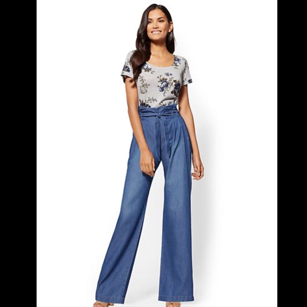 🎉HP🎊  NY & Co Soho Jeans Paperbag Waist Indigo